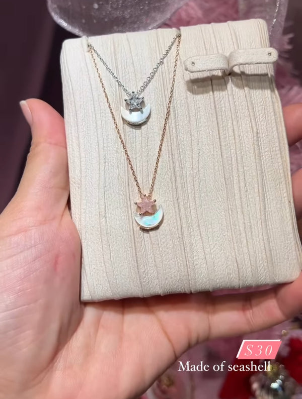 Seashell crescent & star necklace[Limited edition]