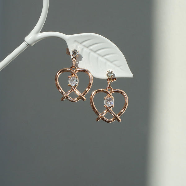 Knotted Love Earrings [Shimmering Season]