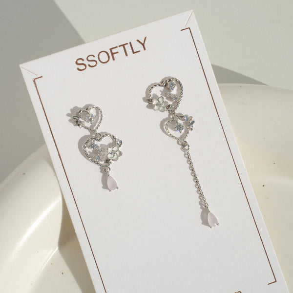 Heartfelt Bloom Earrings [Shimmering Season]