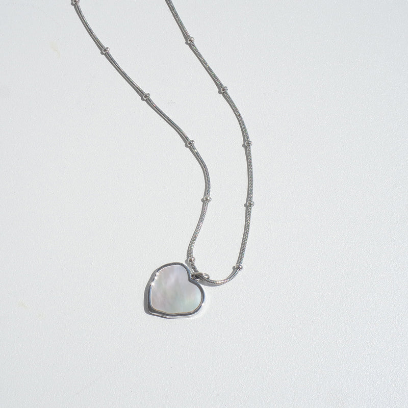 Tattoo Urban Radiance Seashell Heart Necklace [Waterproof]