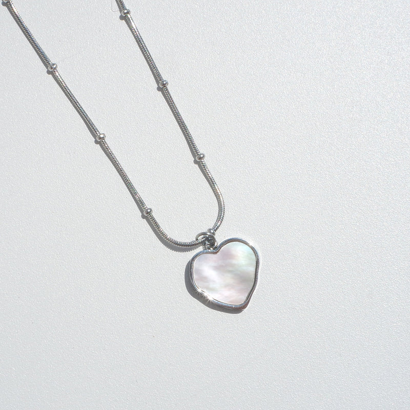 Tattoo Urban Radiance Seashell Heart Necklace [Waterproof]
