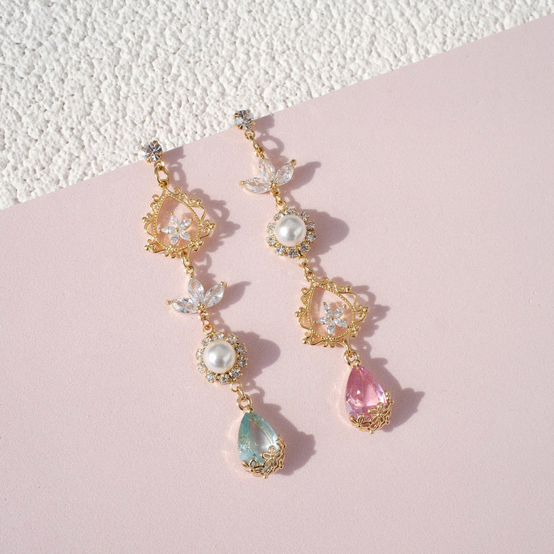 The Epilogue Of Spring Earrings [Flower Shower] m