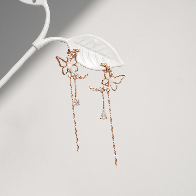 The Butterfly Loves The Moon Earrings [Two-two] Pre order
