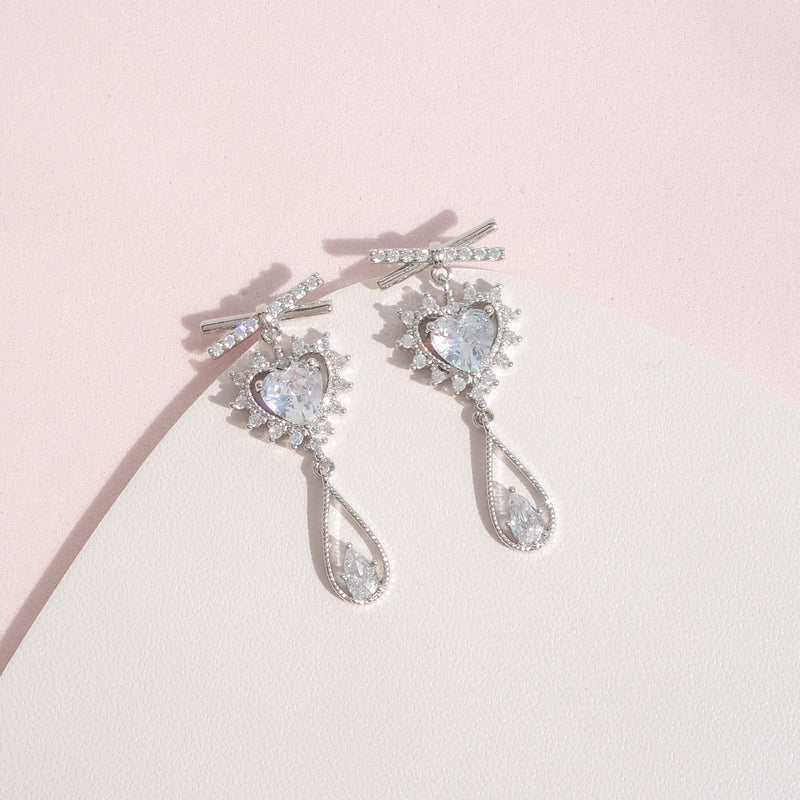Sparkle And Shine Love Earrings [Two-two]