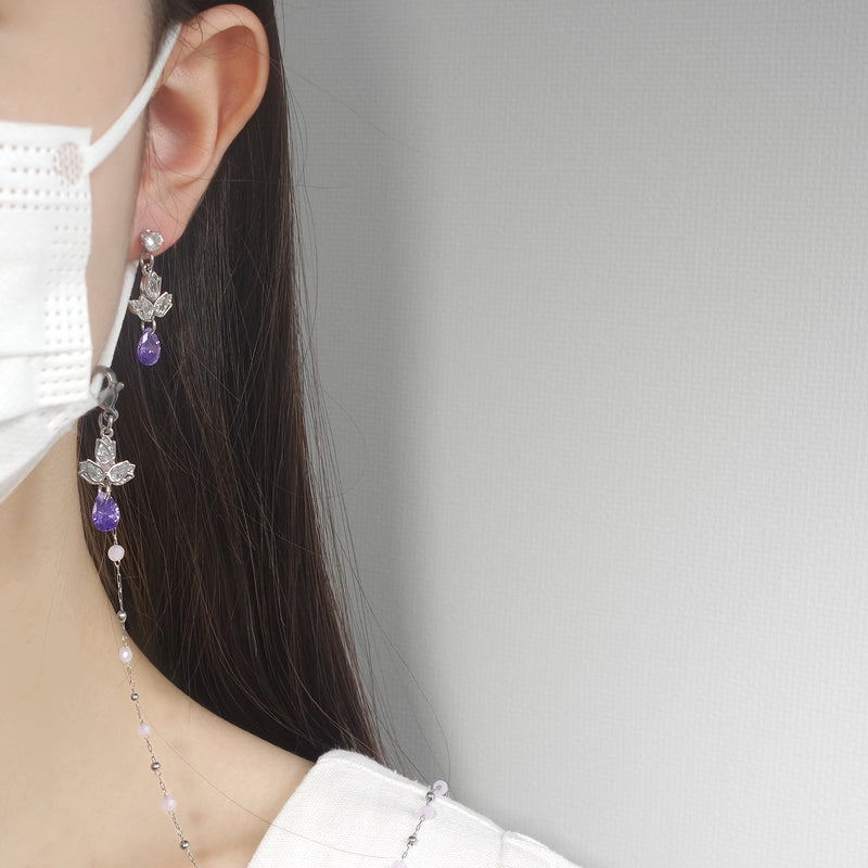 The Queen's Tulip Earrings