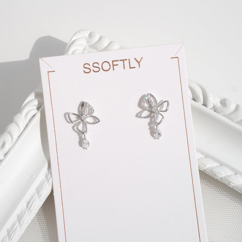 Under The Cherry Blossom Earrings [Business Proposal]