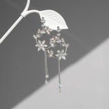 The Moon Rising During The Day Earrings [Two-two] Pre-order